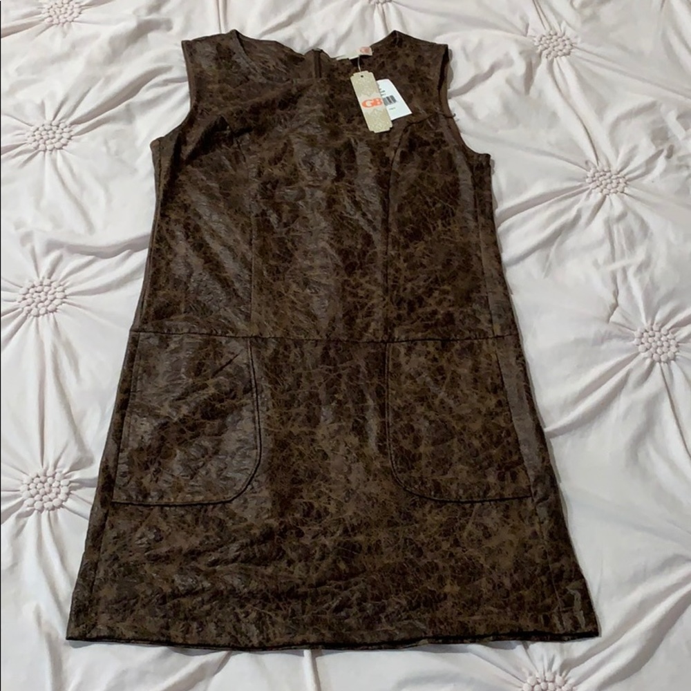 brown dress